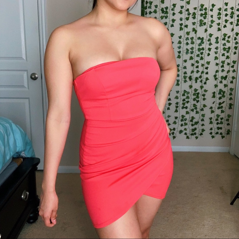 Strapless body-con dress- CHARLOTTE RUSSE